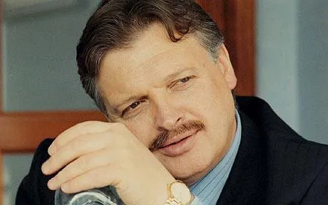 Michael Knighton
